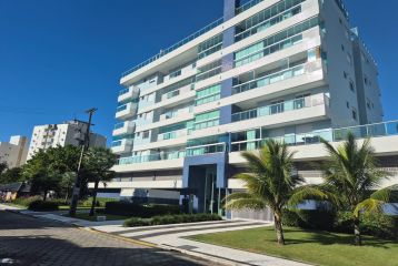 Apartamento no Edifício Ilha de Córsega em Caiobá - Ref.: 471