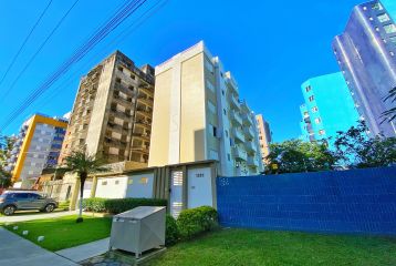 Apartamento no Edifício Syagrus em Caiobá - Ref.: 472